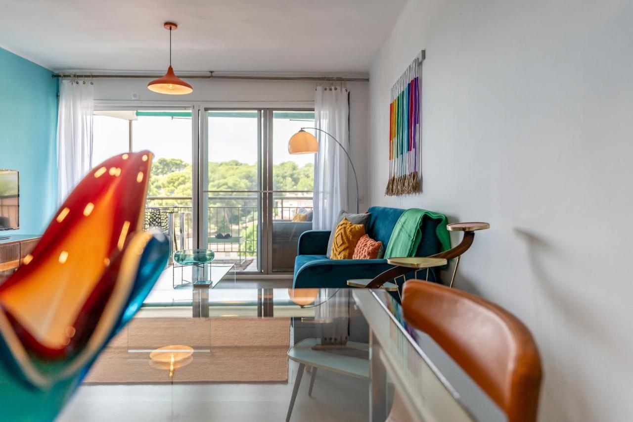 Beach Front Retro Hideaway In Salou Esterno foto